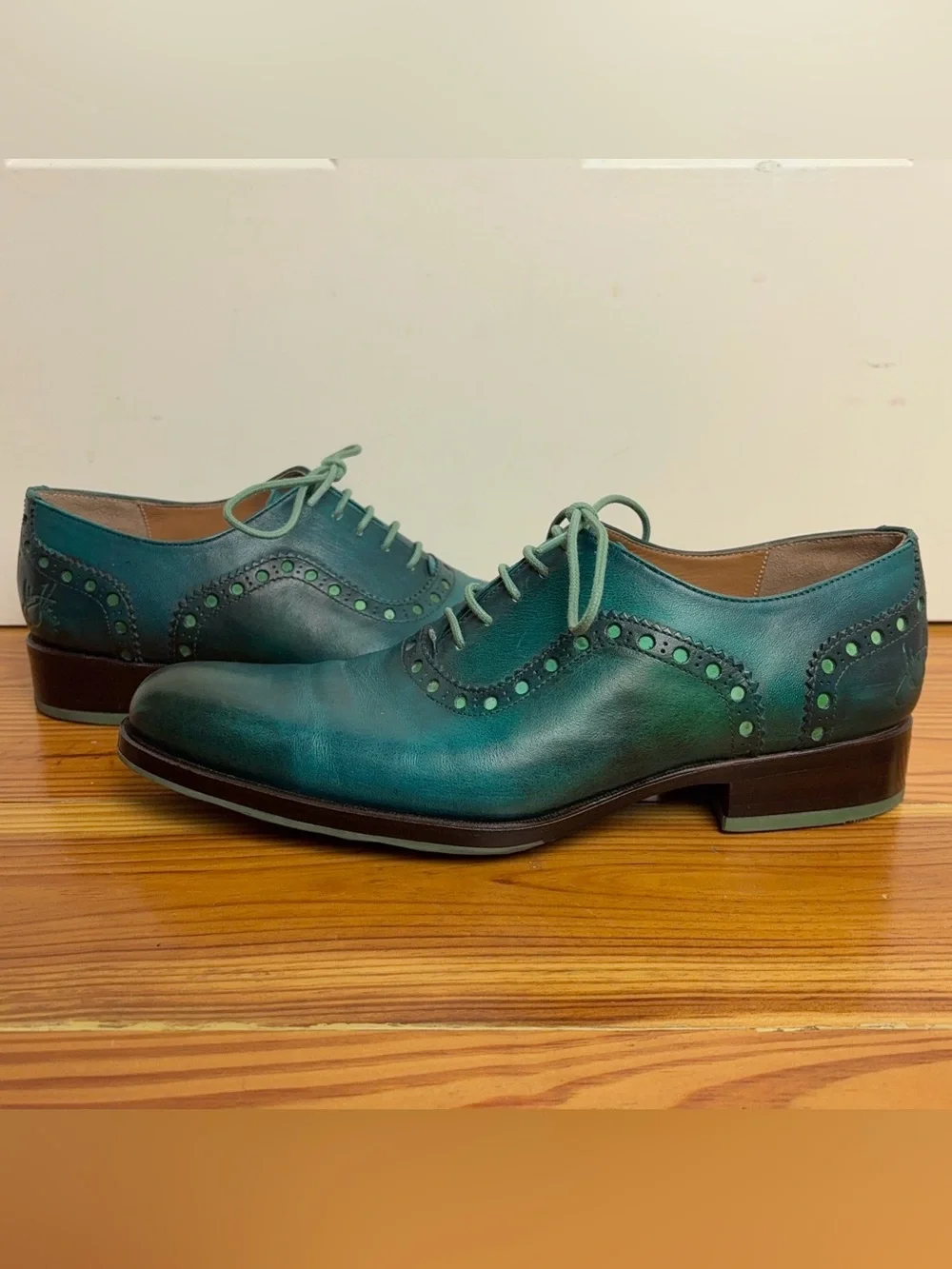 John Fluevog Granville Shoes Men's 8 Turquoise Leather Oxford Brogue Plain Toe - Picture 2 of 16